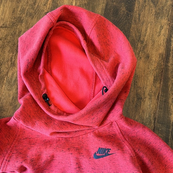 Nike hoodie. - Picture 3 of 7